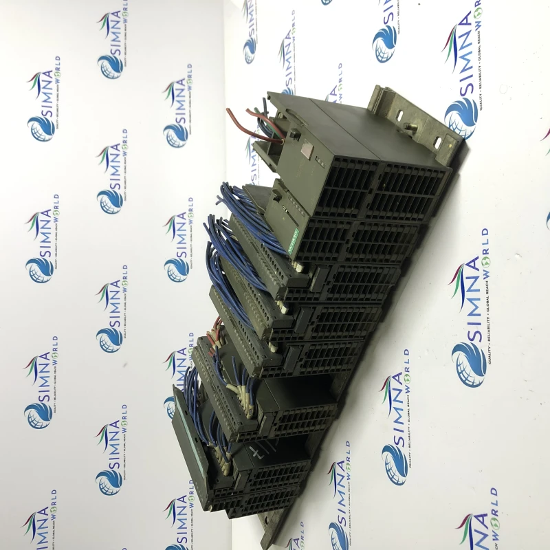 Siemens SIMATIC S7-300 PLC Rack with Power Supply and Digital I/O Modules thumbnail 5